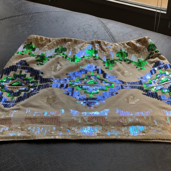 Sequin Mini Skirt - Picture 4 of 4